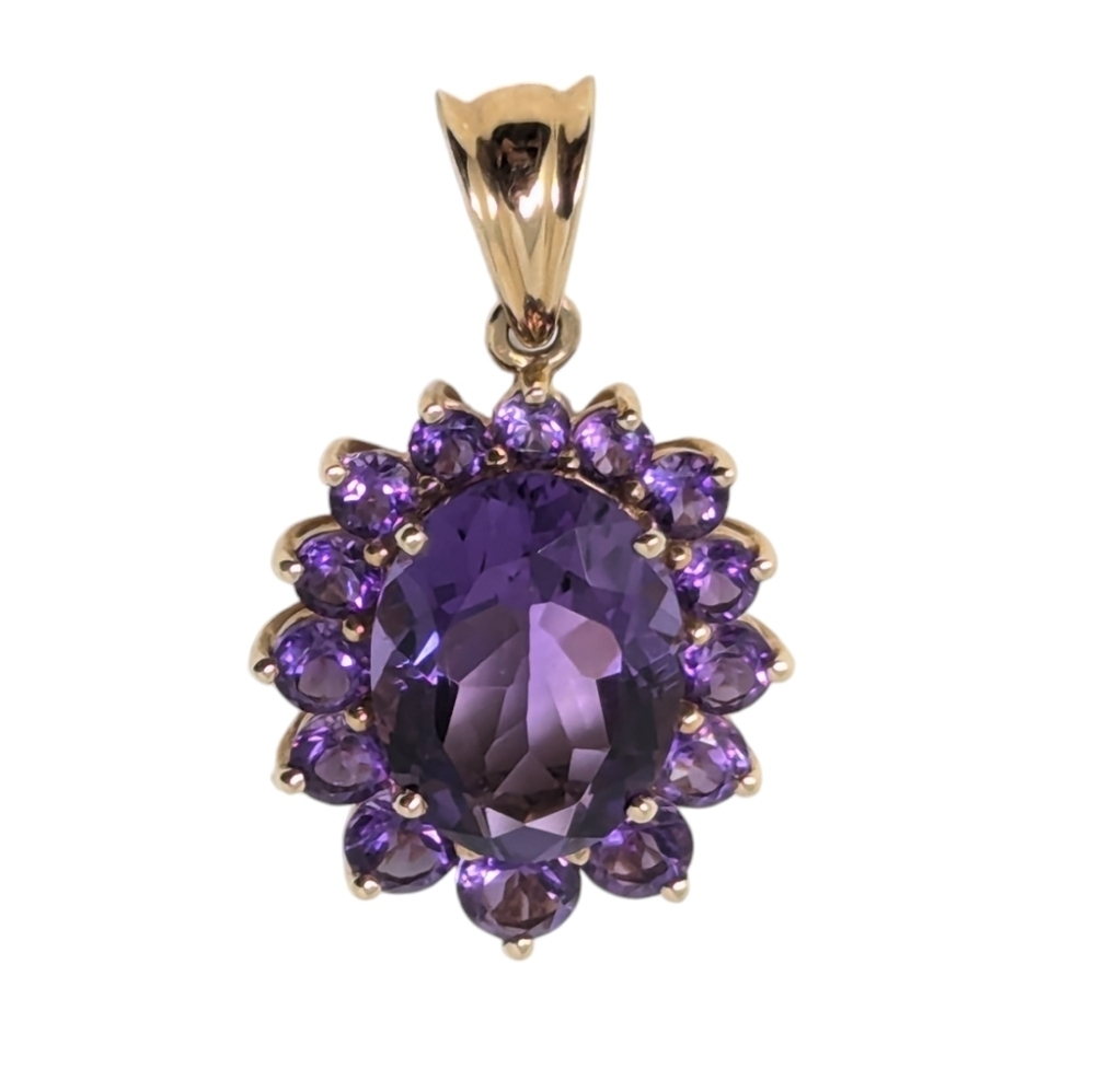 14kt Vintage Solid Yellow Gold Amethyst Oval Round Cluster Pendant